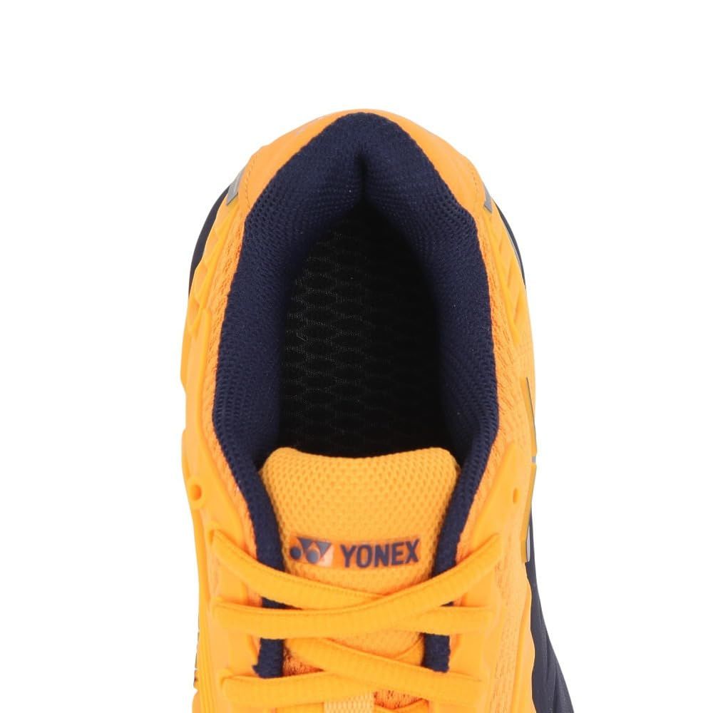 テニスシューズ