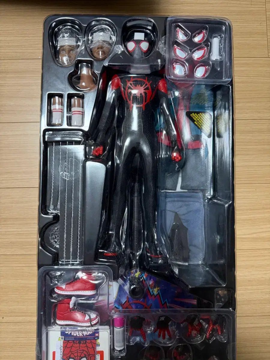 スパイダーマン マイルズ・モラレス ホットトイズ - メルカリ