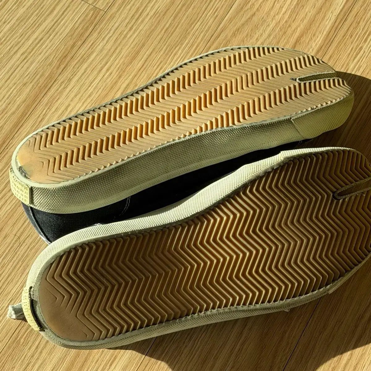 メゾンマルジェラ 足袋