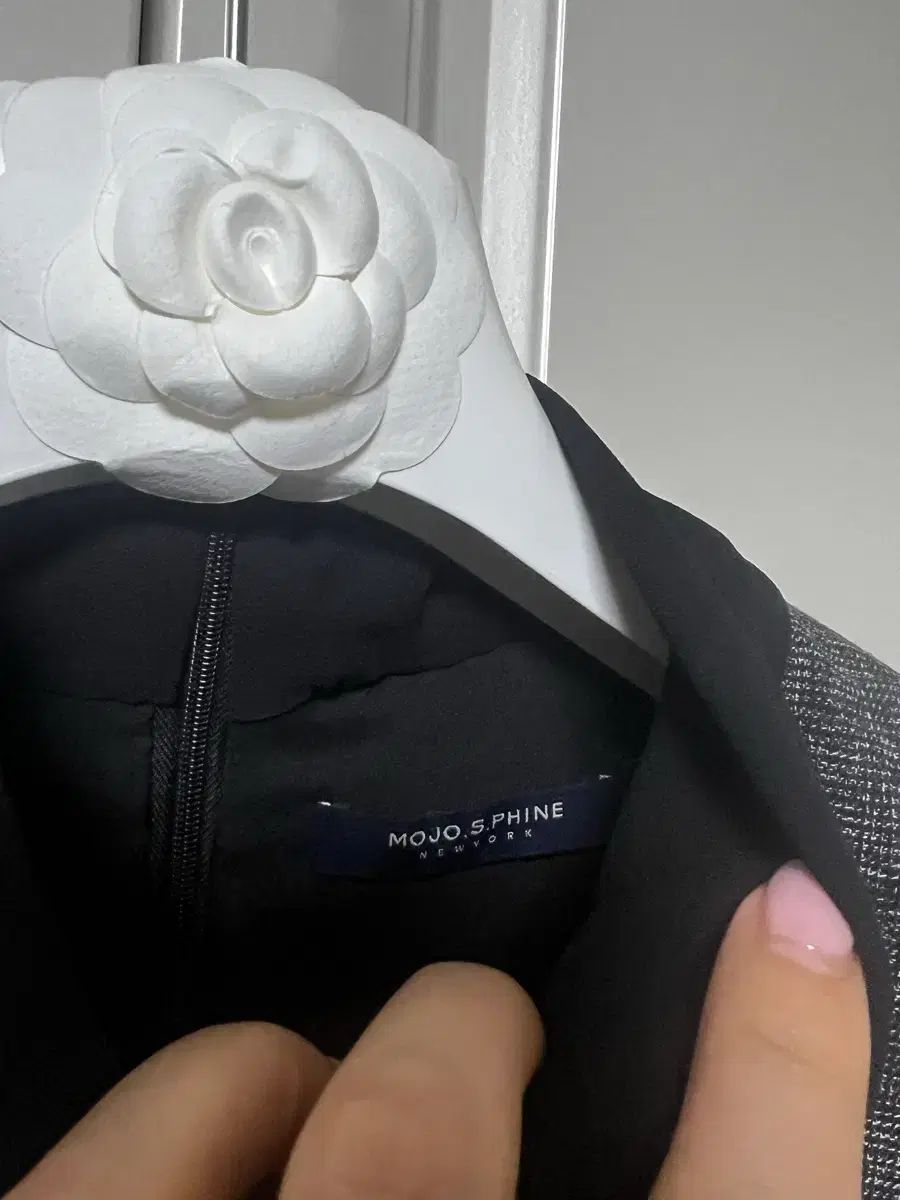 モジョエスピン Mojo S Phine ベルティット ブラック ロング丈ワンピース