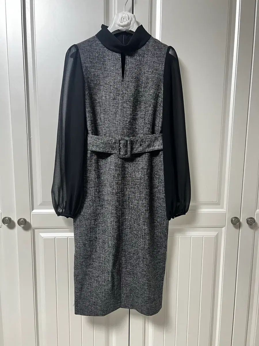 モジョエスピン Mojo S Phine ベルティット ブラック ロング丈ワンピース