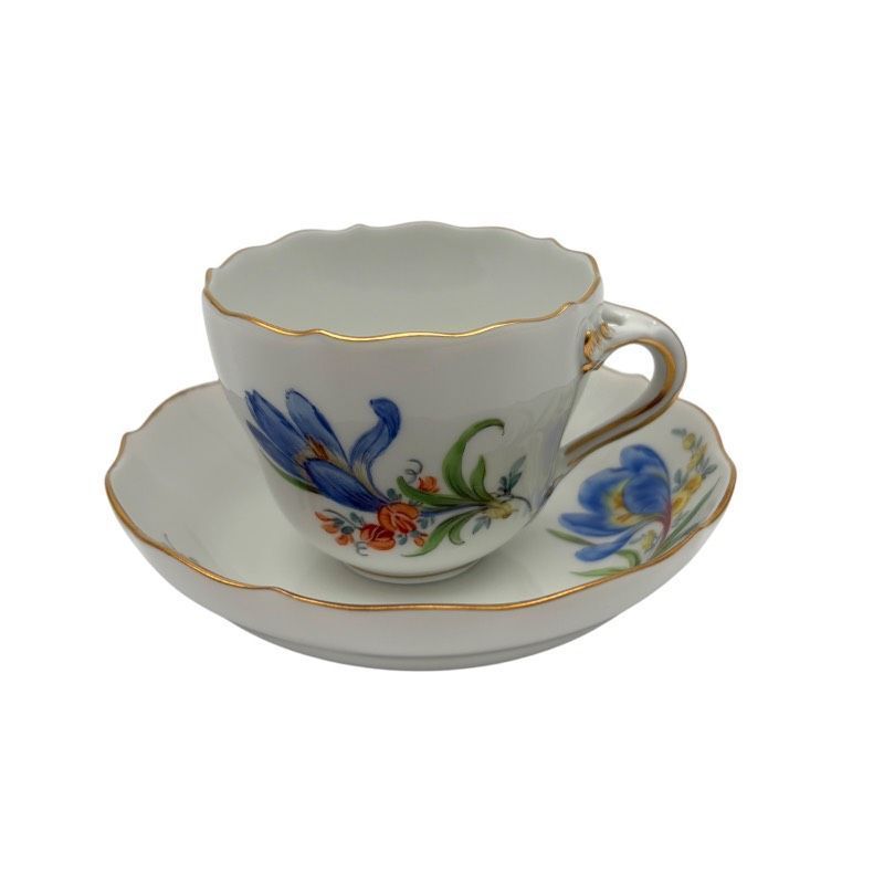 ♥ Meissen マイセン ベーシックフラワー デミタスカップ＆ソーサー 花柄 ゴールド縁 磁器 コーヒーカップ ティーカップ 洋食器 箱あり ドイツ製 ブランド 三つ花