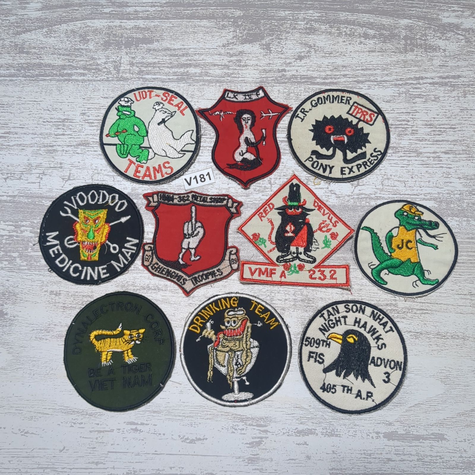 初売600円引☆1/7まで！ ワッペン 10枚 ☆V181 キャラクター ベトナム