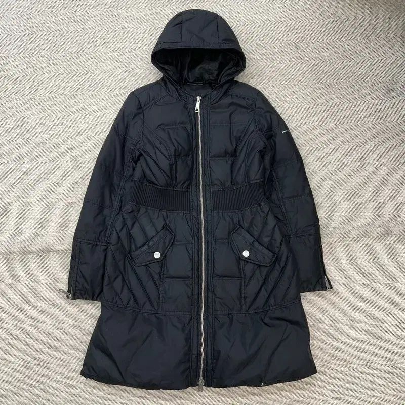 DKNY キルティング ダウンジャケット ロング丈 r2669 【公式通販】 DKNY キルティング ダウンジャケット ロング丈 r2669 【公式通販】