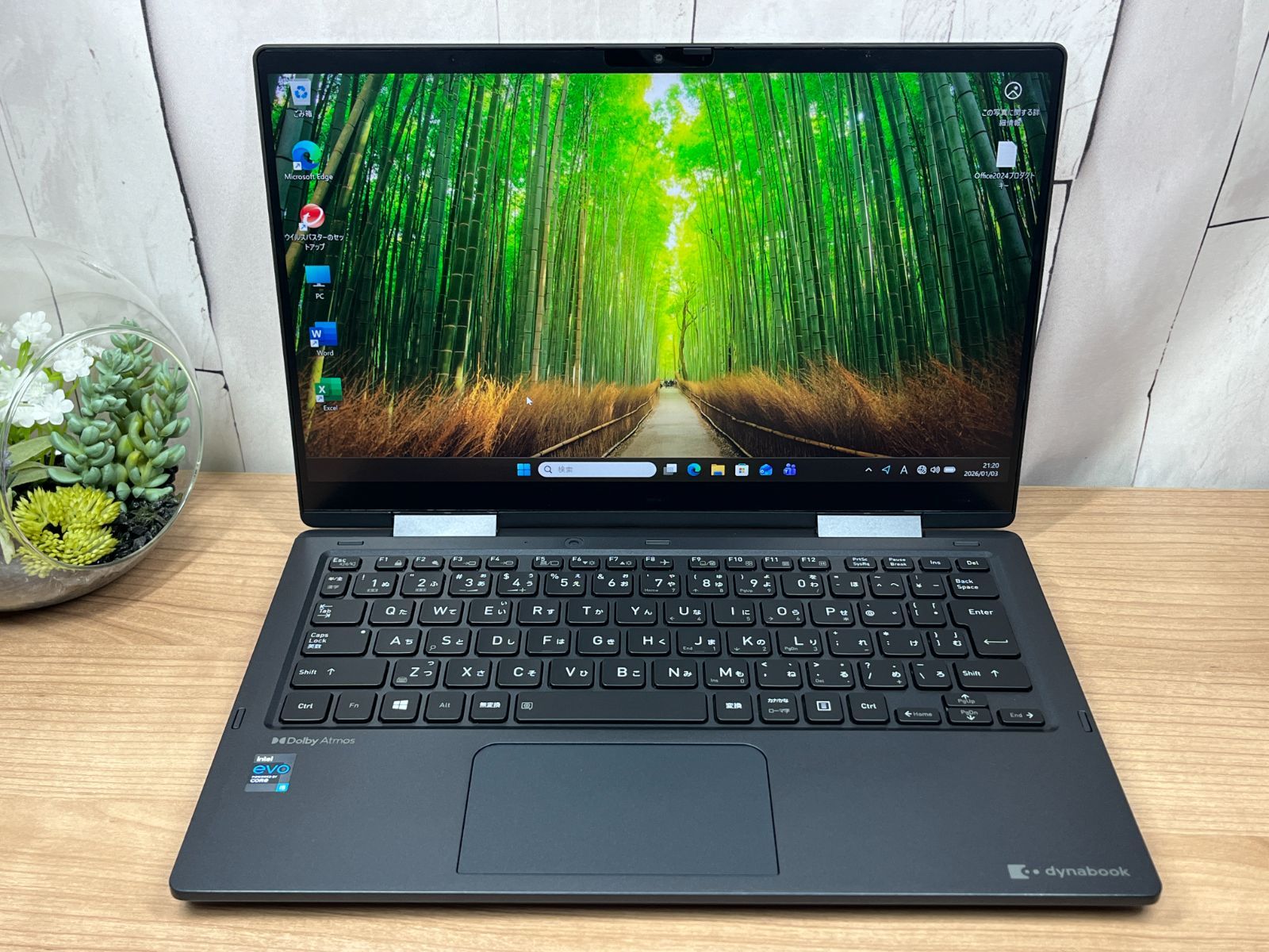 美品＞1228 Dynabook V83/HS 16GB/SSD256 第11世代 office2024 ノート