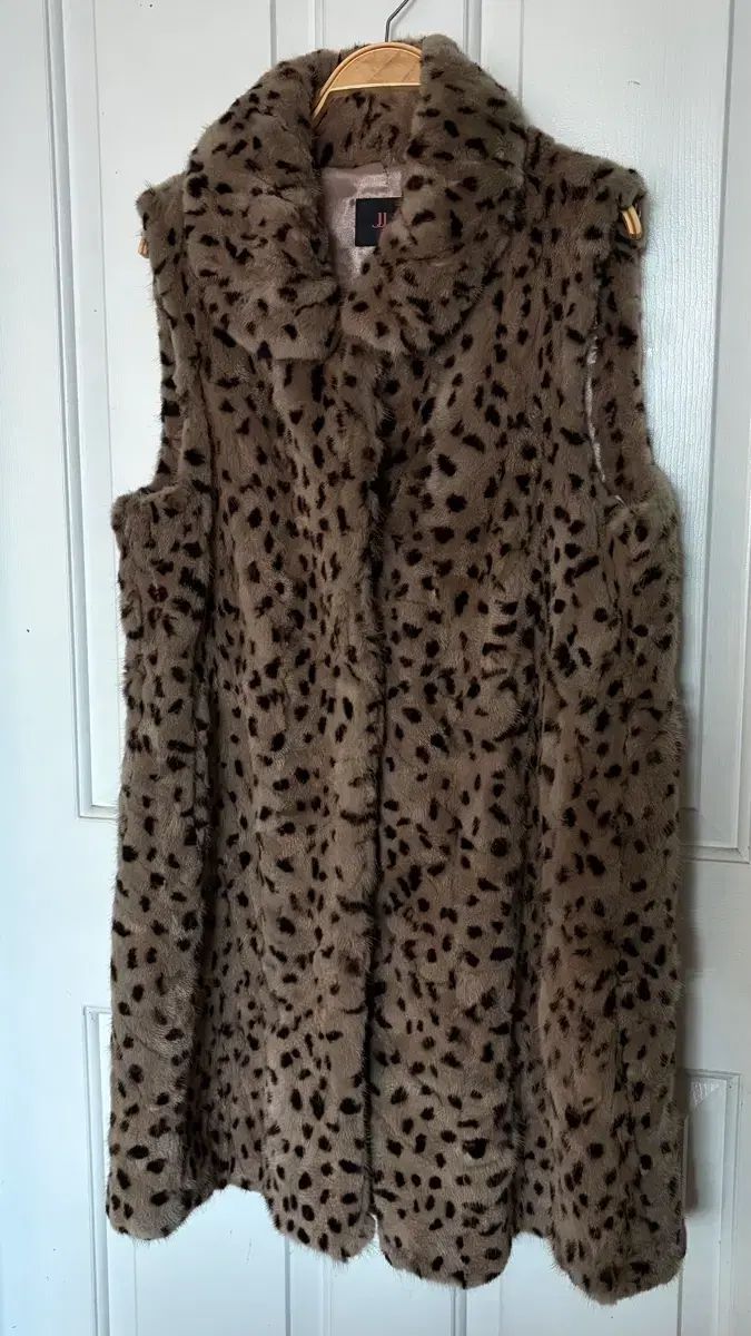 JJ JIGOTT ジェイジェイジゴット ヒョウ柄 レオパード ファー ベスト