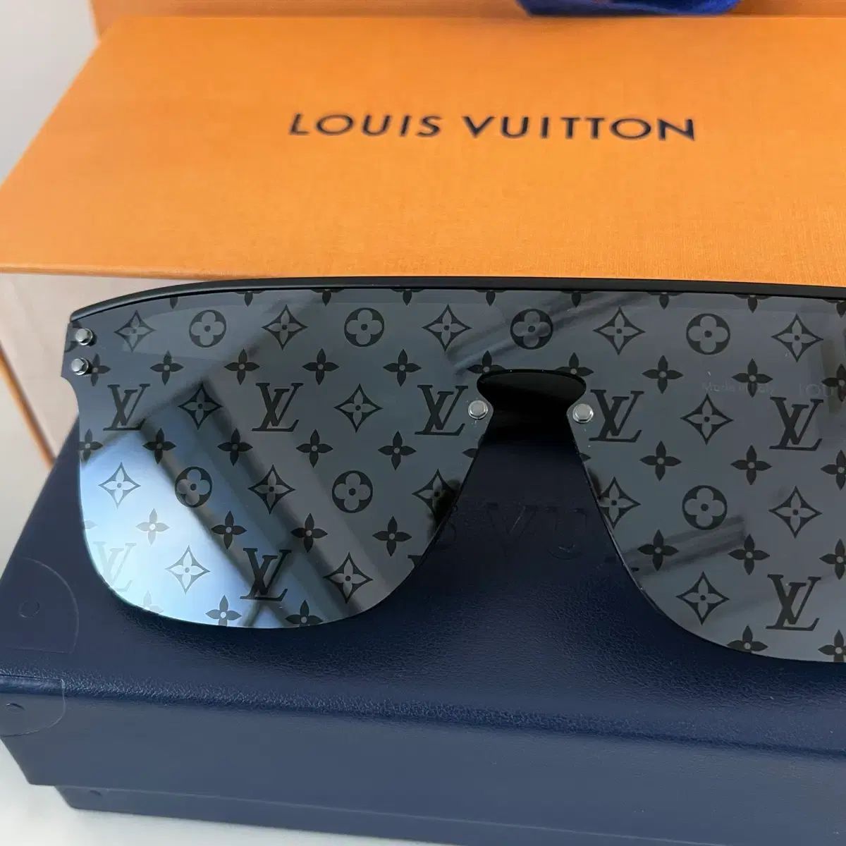 ♥ Louis Vuitton LV ワイメア サングラス