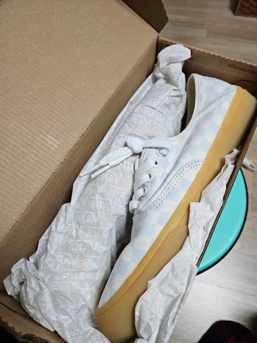 アセンティック