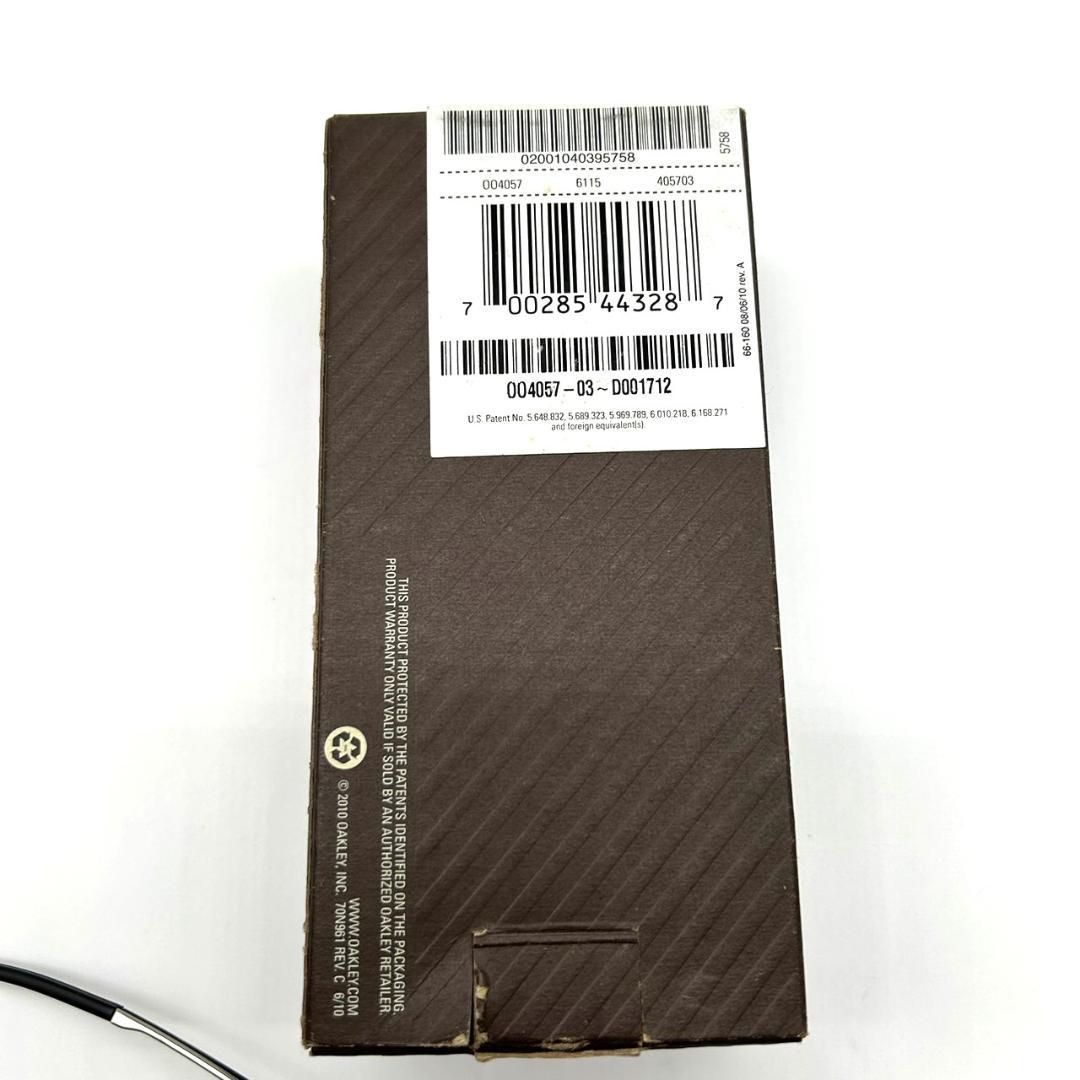 オークリー Plaintiff