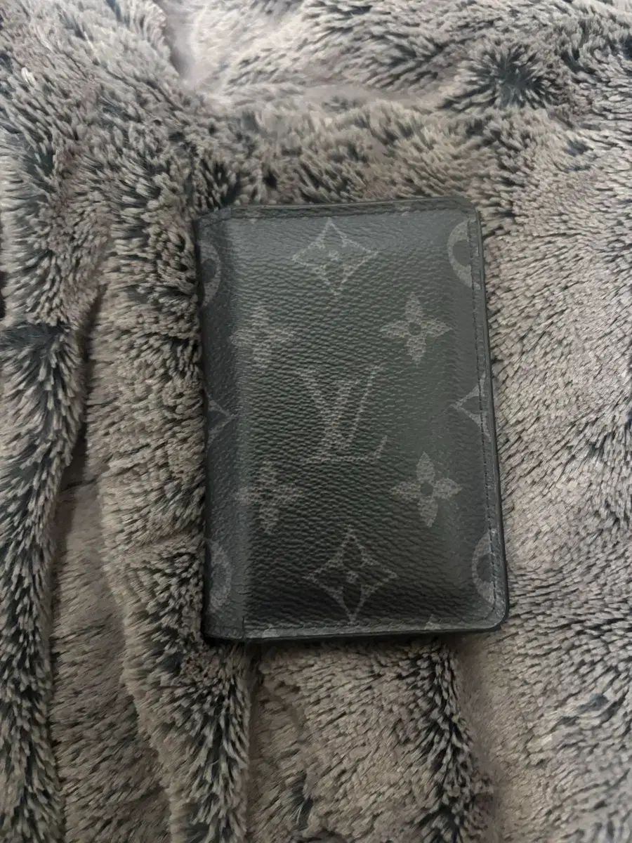 ルイヴィトン オーガナイザー 財布