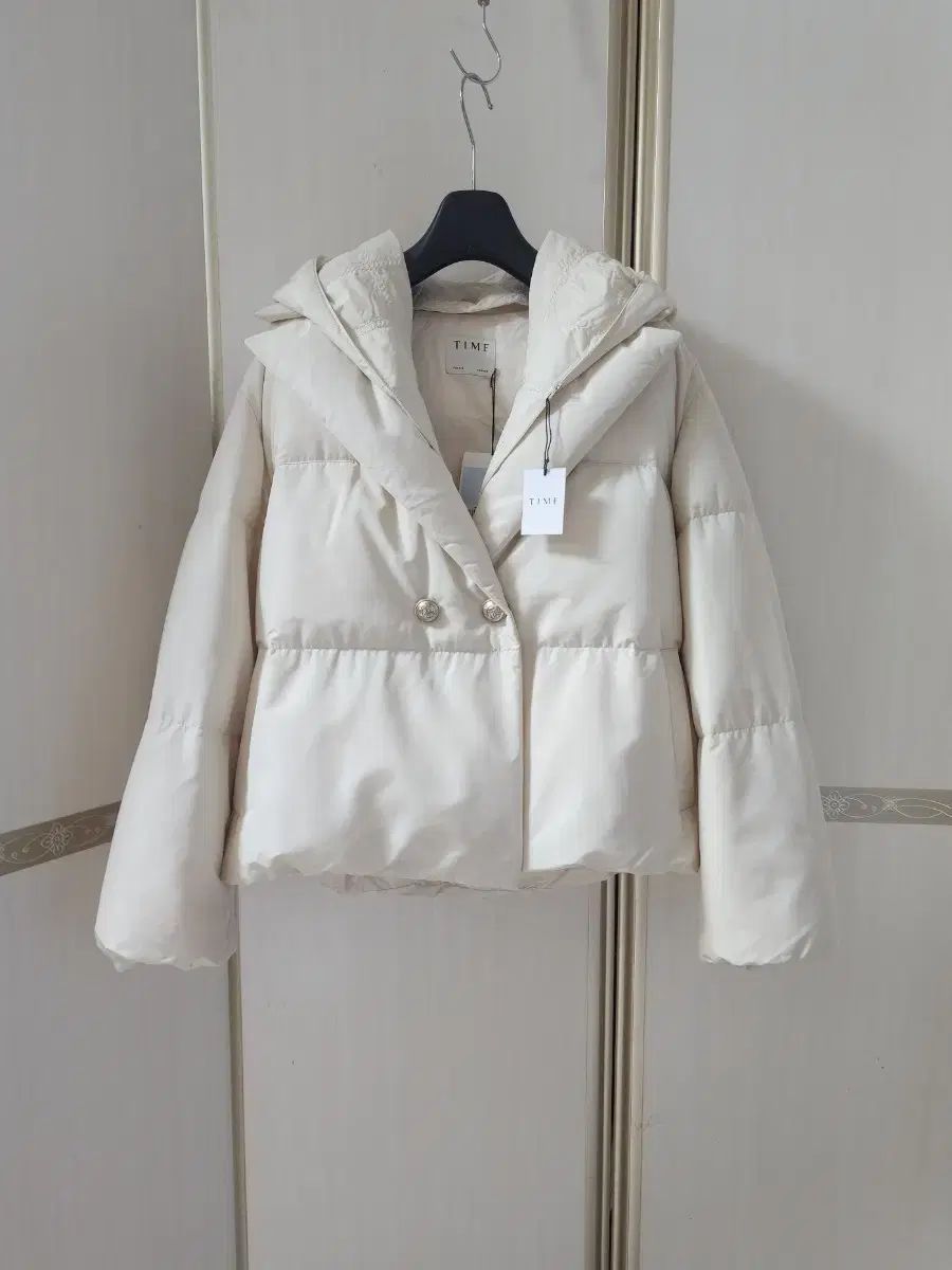 The HANDSOME TIME デザインテープ着脱 フード グース ダウン アウター