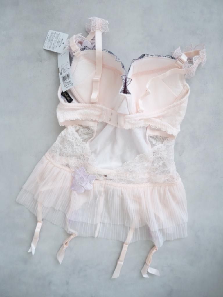 ☆【新品】Wacoal Salute ワコールサルート スリーインワン 40周年限定