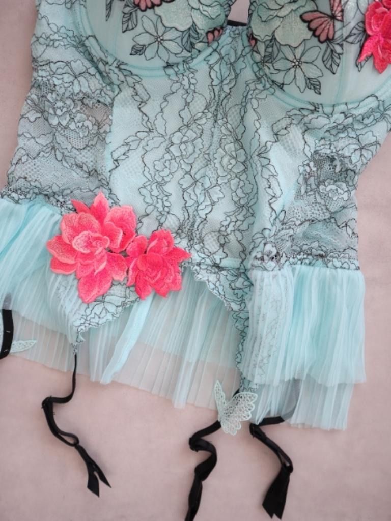 ☆【新品】Wacoal Salute ワコールサルート スリーインワン 40周年限定