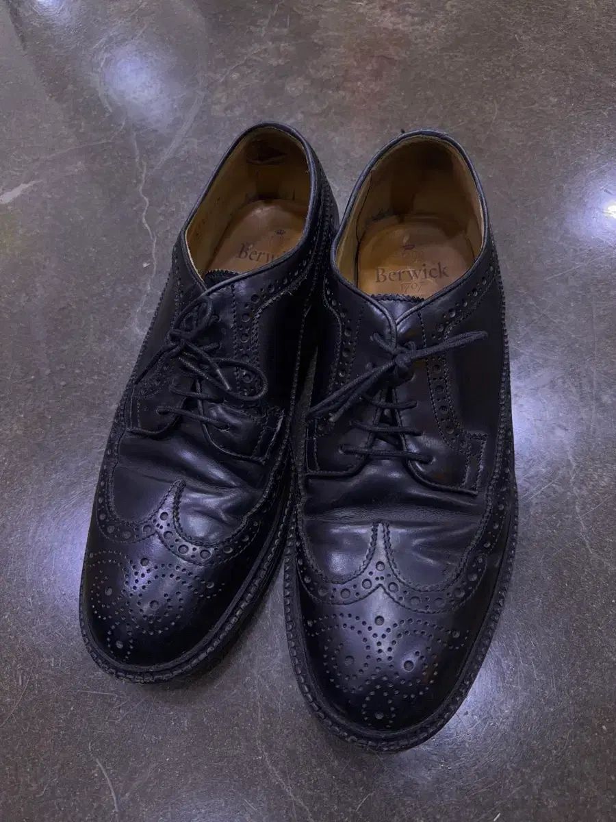 Berwick バーウィック 4794 Classic ウイングチップ シューズ グッドイヤー 270