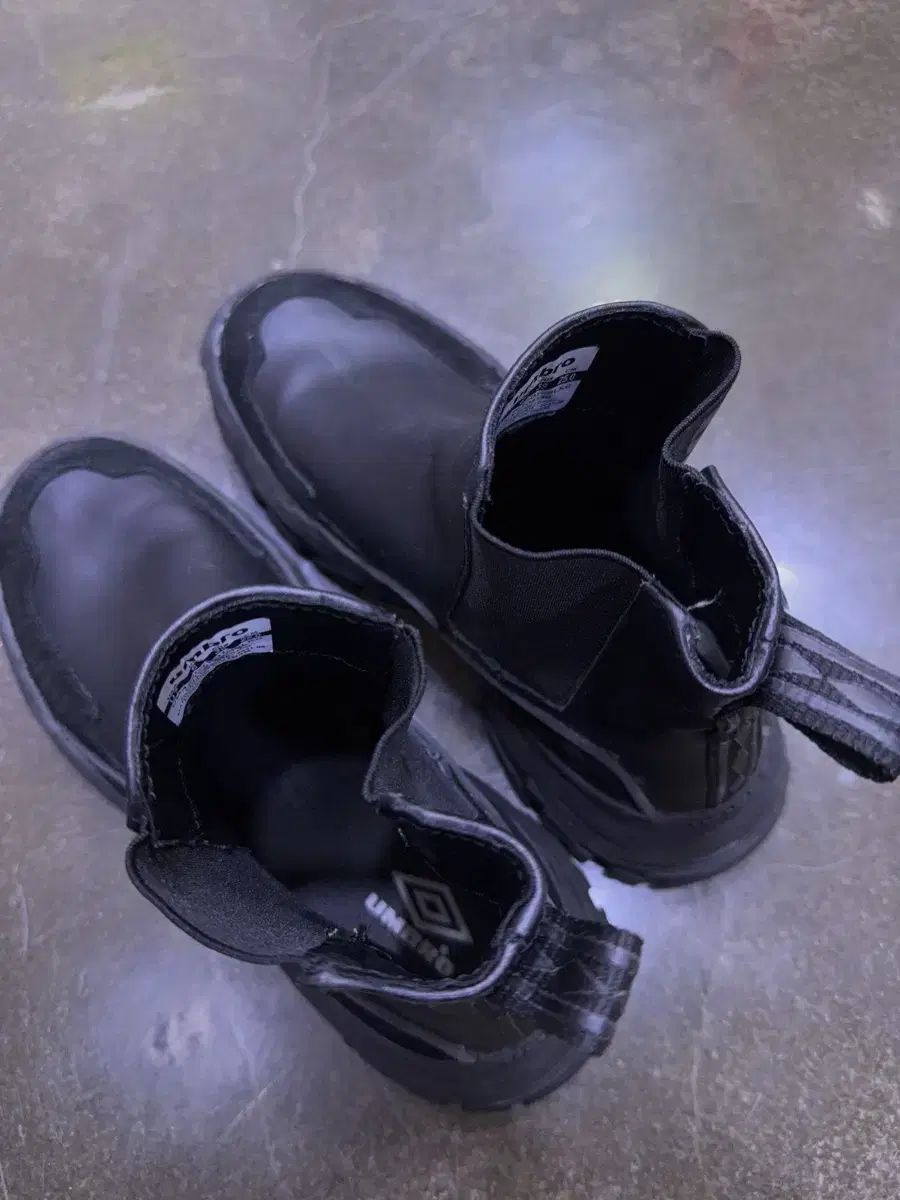 チェルシーブーツ