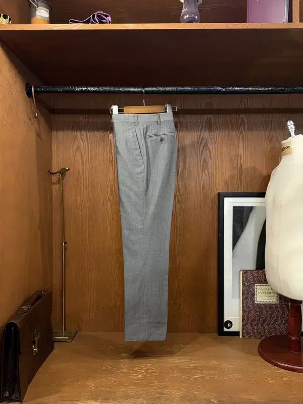 ブリオーニ ウール シルク スラックス パンツ 32