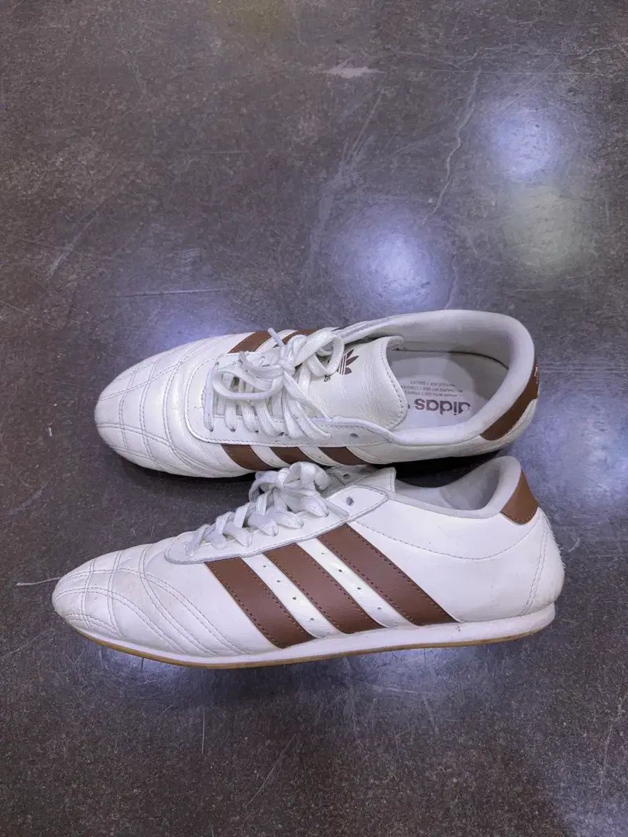 レイ オフホワイト