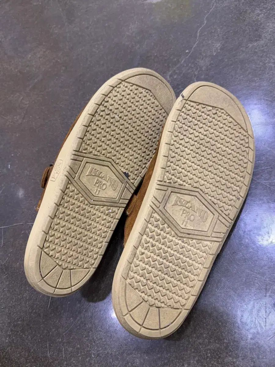  アイランド スリッパ スウェード ブラウン ミュール トープ ピーナッツ 290 サンダル サンダル