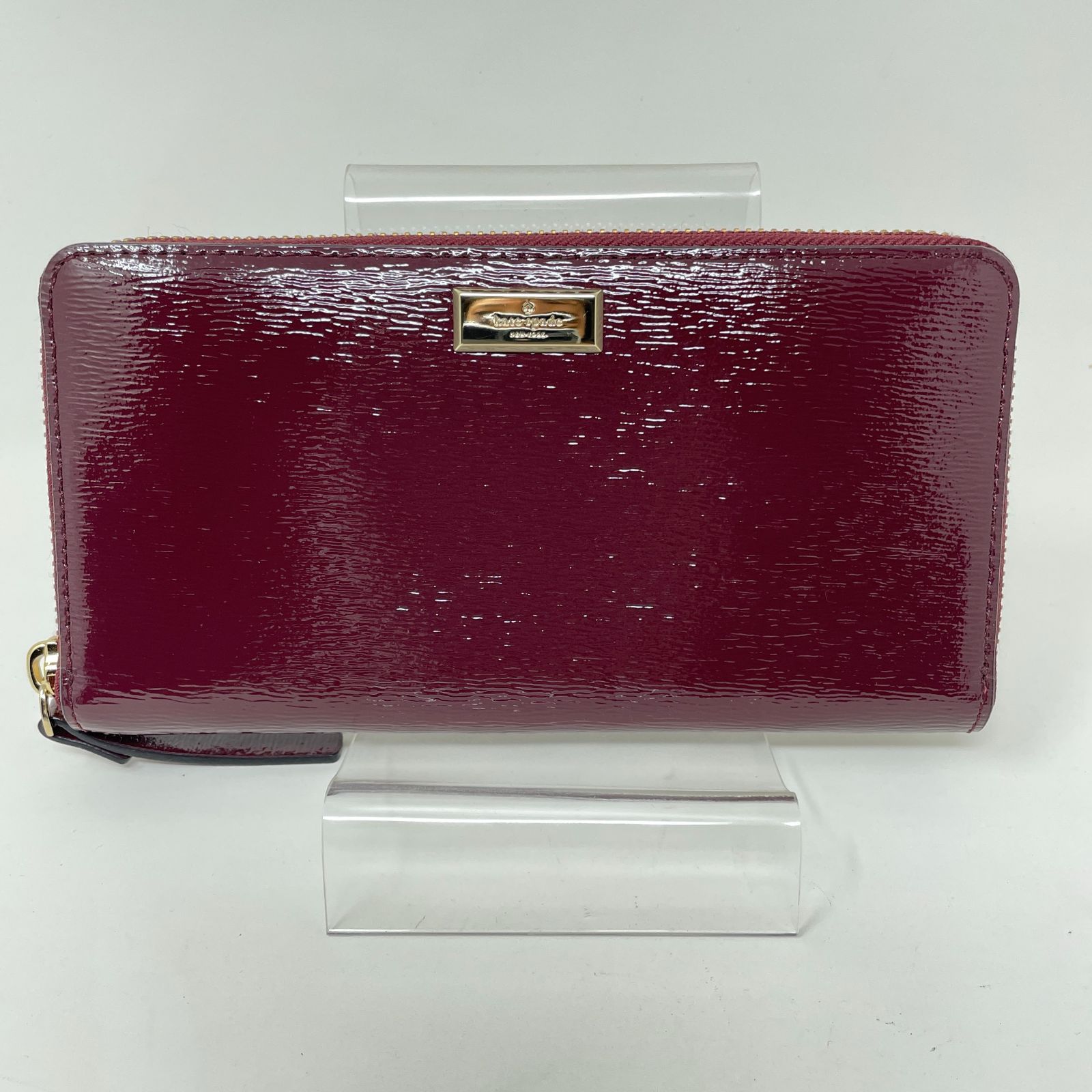 ♥ Kate spade ケイトスペード パテントレザー ラウンドファスナー長財布 ワイン