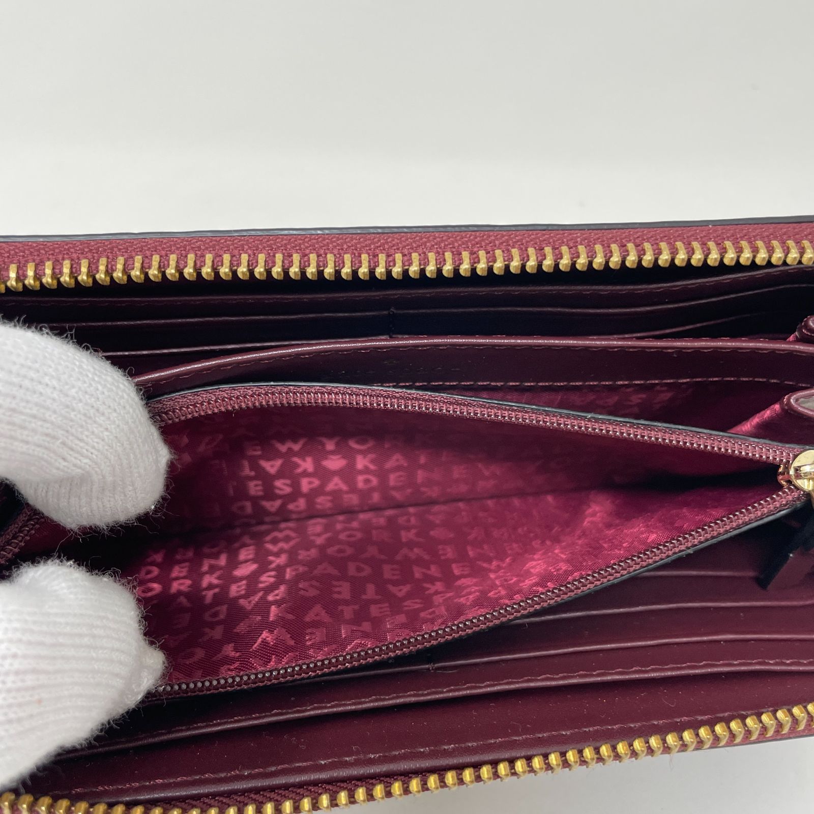 パテントレザー