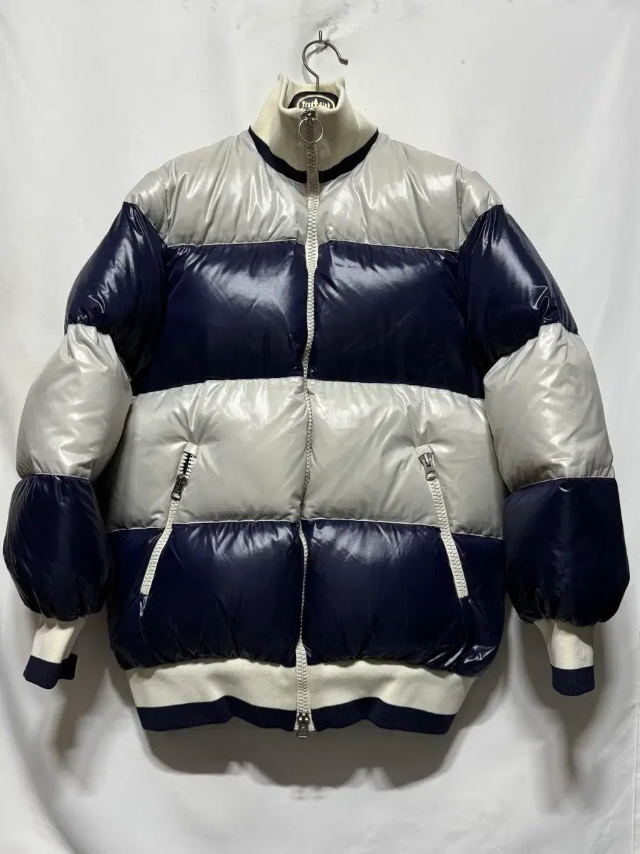 34 アクネストゥディオズ パファー ダウン