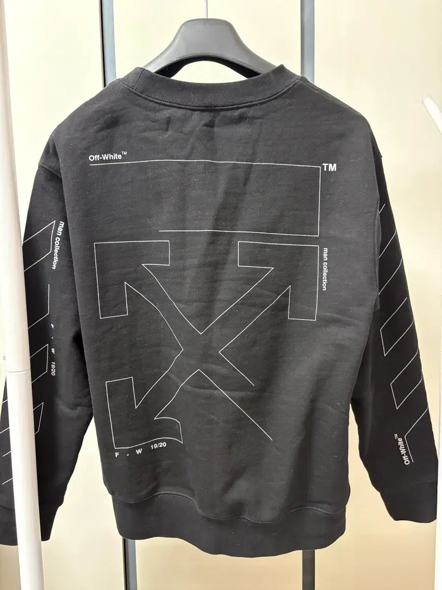 新春 オフホワイト アンフィニッシュド スウェット M