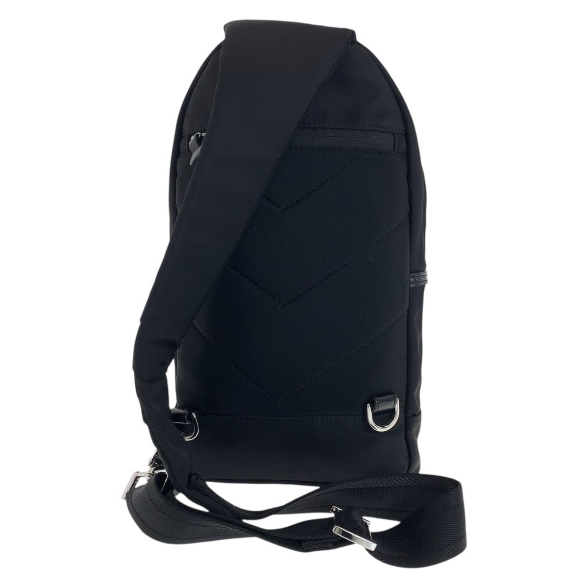 美品 DIESEL ディーゼル ブラック 黒 シルバー金具 ナイロン/レザー