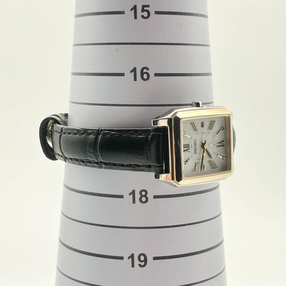 中古】セイコー ルキア 電波ソーラー 1B22-0CF0 スクエア 腕時計