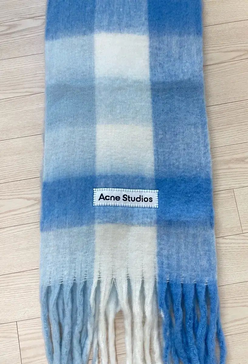 アクネストゥディオズ CHECK ブルー マフラー