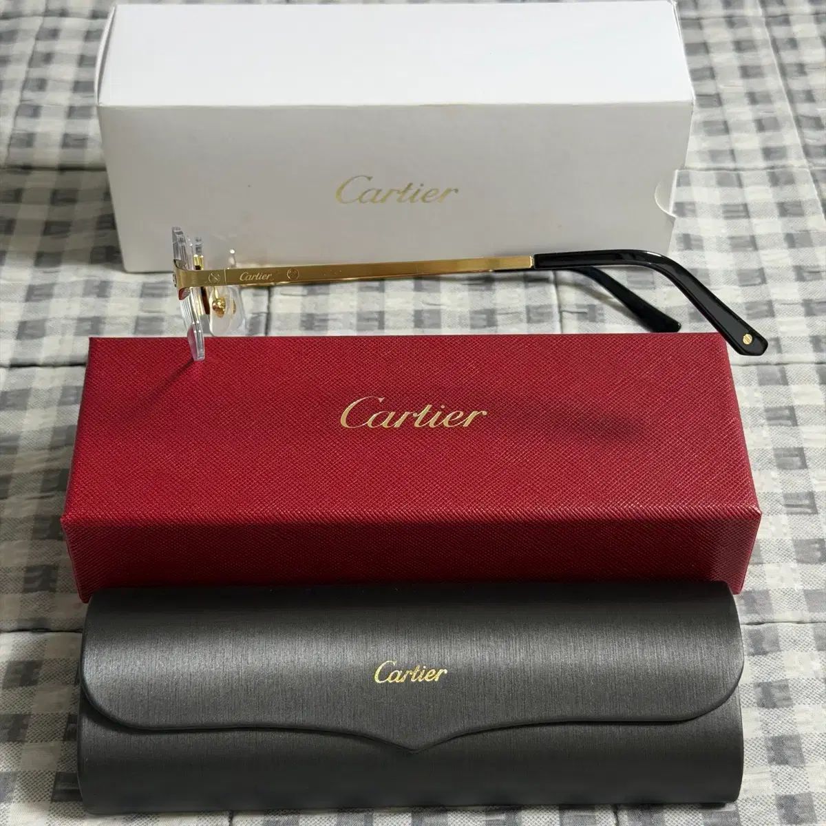 フチなし ゴールド