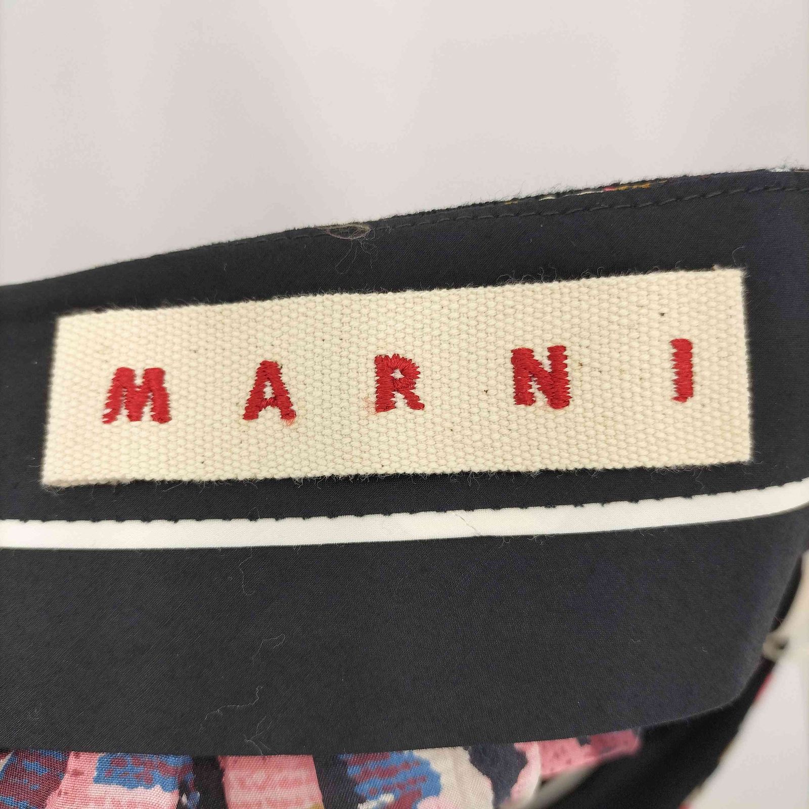 マルニ MARNI 17SS イタリア製 総柄 ベルト付き シルク スカート