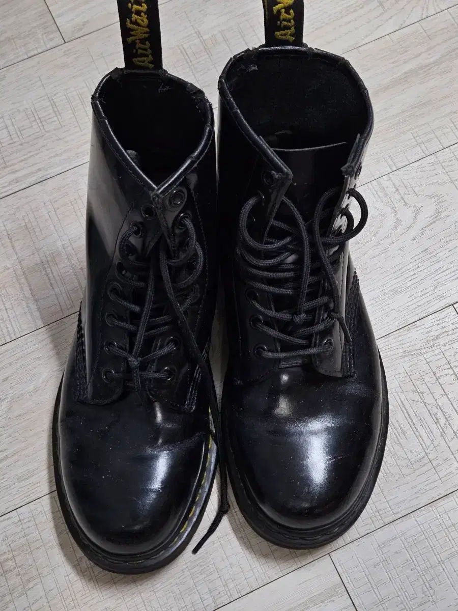 MARTENS ドクターマーチン