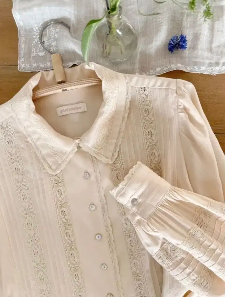 mimi boutique レイ レース ブラウス ベージュ