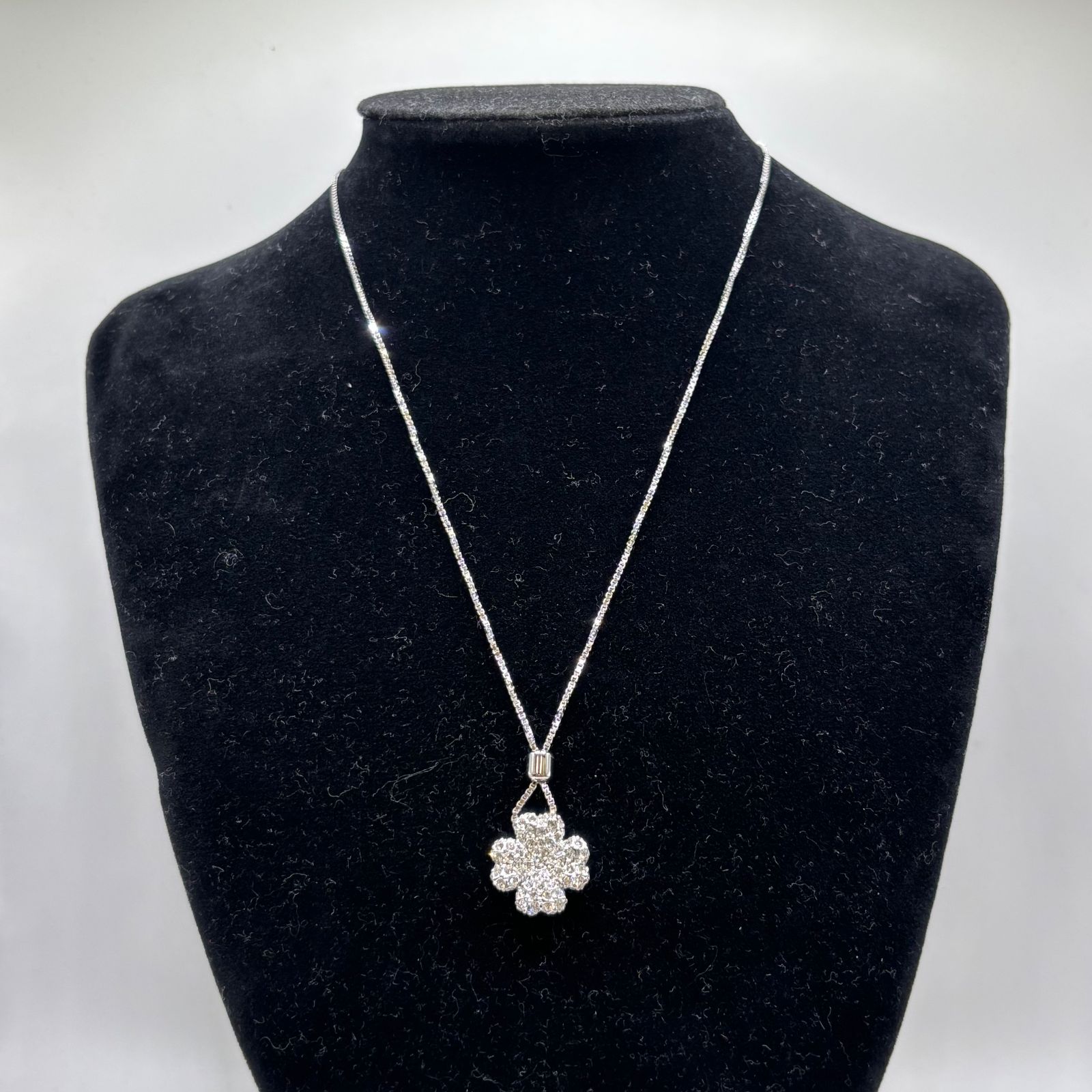 6154 SWAROVSKI スワロフスキー ネックレス アクセサリー クローバー 
