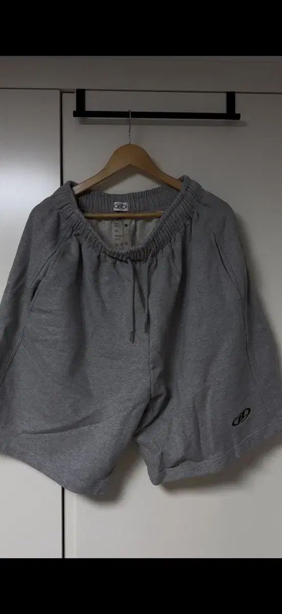 状態最高 BORN TO WIN バミューダ ハーフパンツ 1