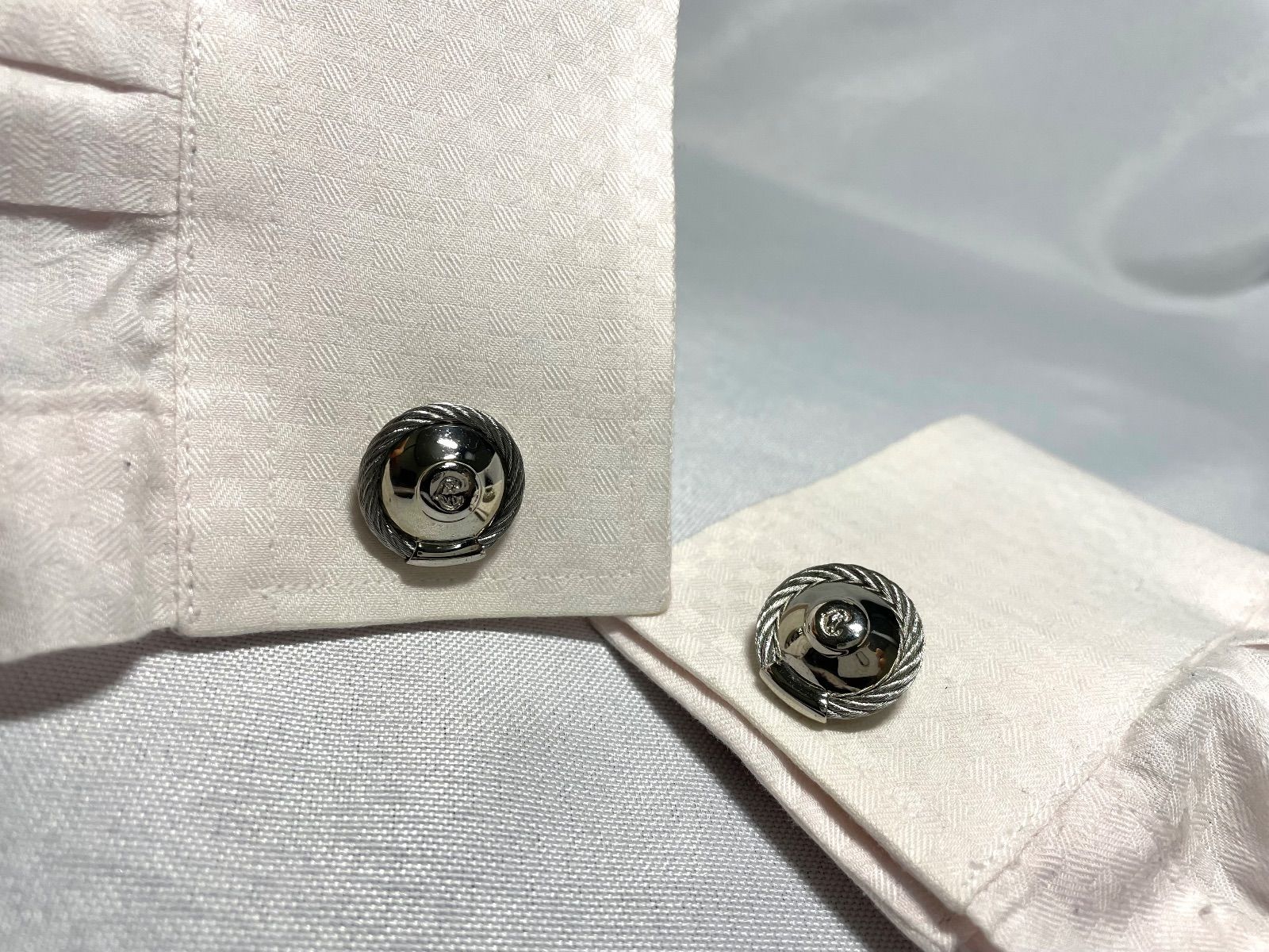 美品 PHILIPPE CHARRIOL フィリップシャリオール Cロゴ ワイヤー