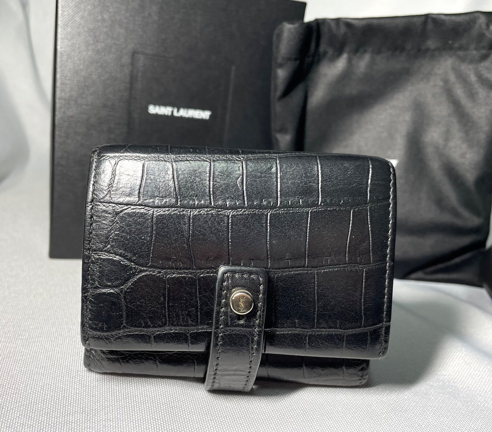 美品 Saint Laurent Paris サンローランパリ 三つ折りレザー財布 黒