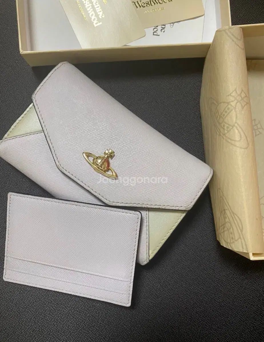 Vivienne Westwood ヴィヴィアン ウエストウッド 二つ折り財布 ライトパープル フルセット ボックス