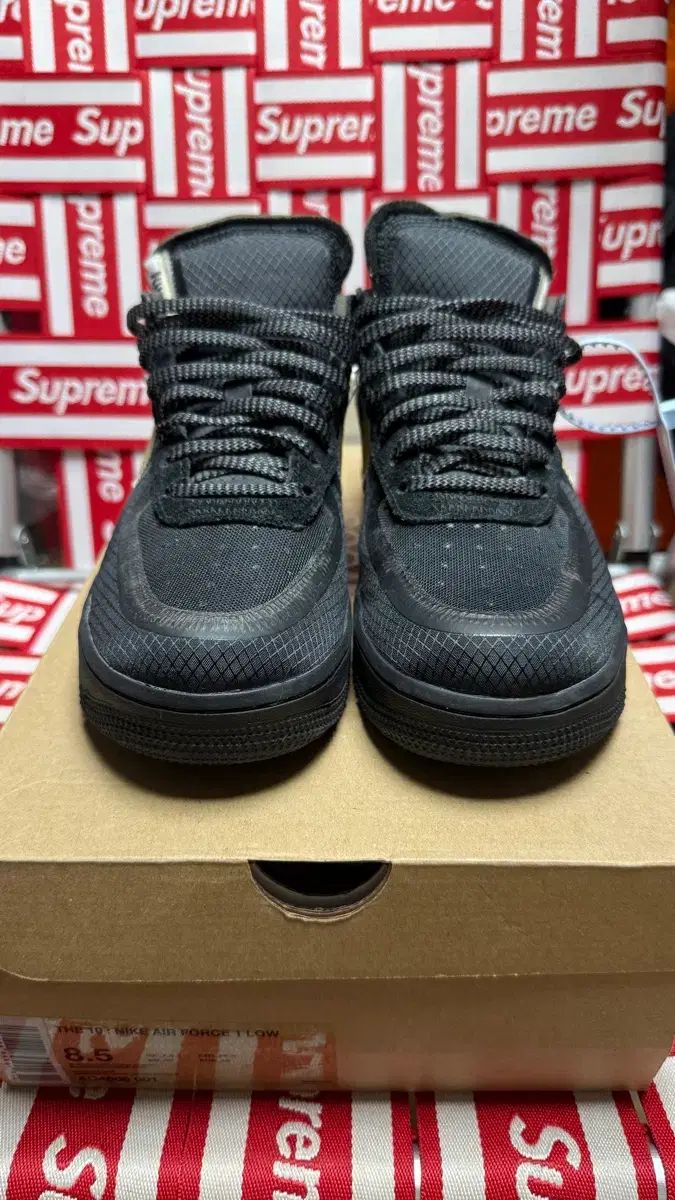 더텐 オフホワイト NIKE エアフォース 1 黒白