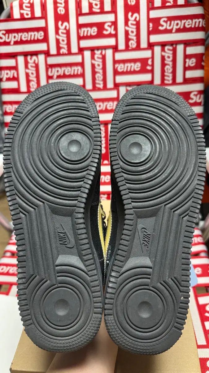  더텐 オフホワイト NIKE エアフォース 1 黒白 スニーカー 靴