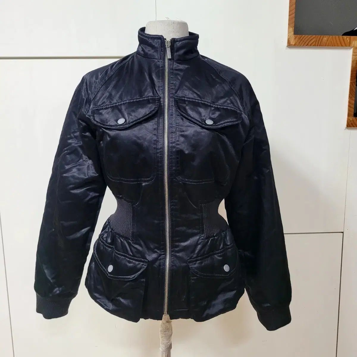 アルマーニ エクスチェンジ ショートダウン