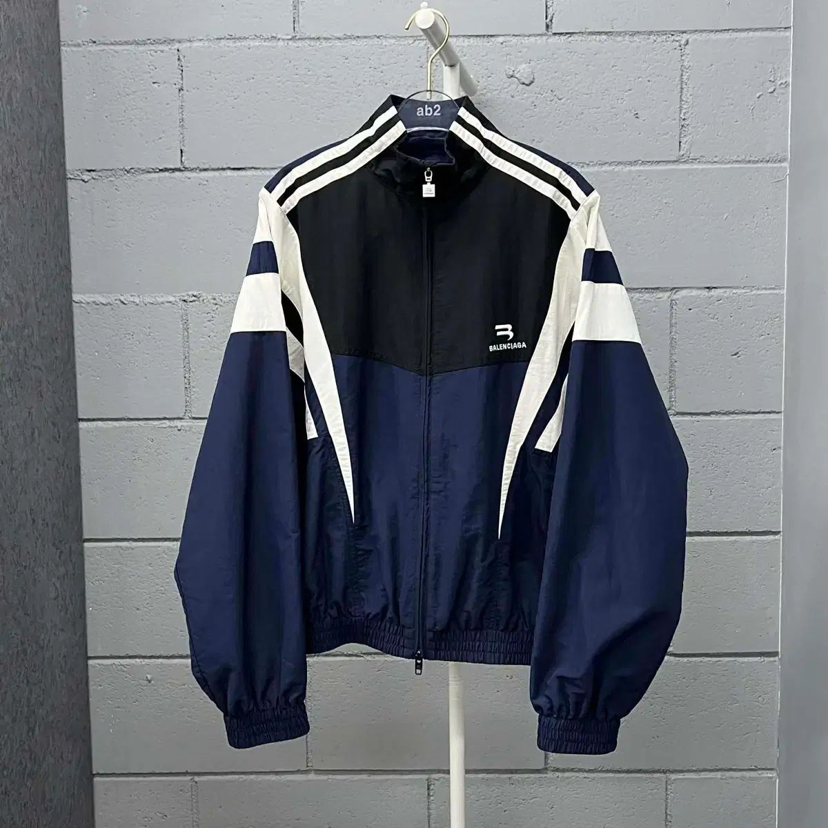 バレンシアガ スポーティー B トラック ジップアップ パンツ セットアップ トップスL ボトムスSサイズ