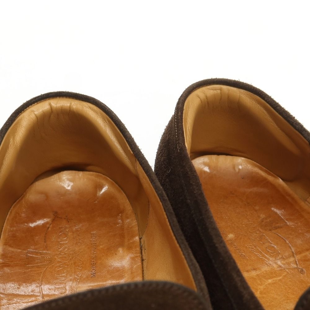 ダークブラウン