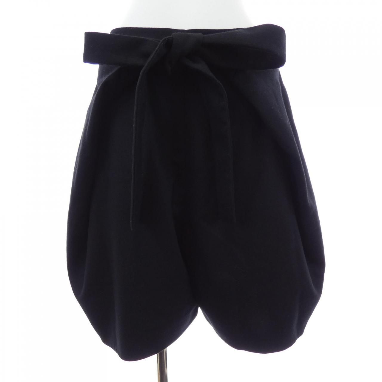 セリーヌ CELINE 2 1 K 11 4775 ショートパンツ