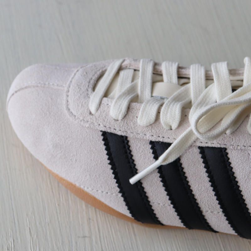 新品・未使用】adidas（アディダス）TOKYO トーキョー 【Off White