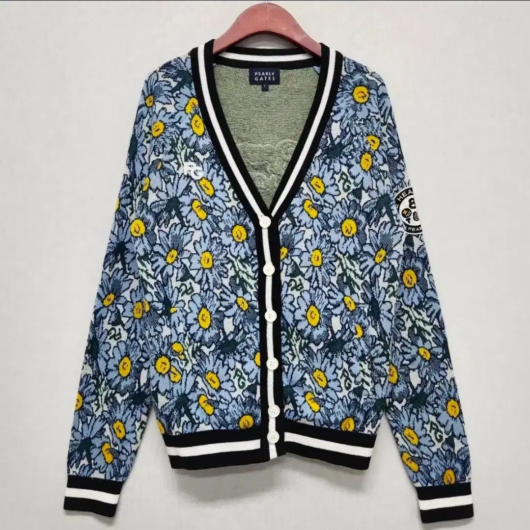 パーリーゲイツ　花柄カーディガン レディース　サイズ0 新品未使用 パーリーゲイツ 花柄カーディガン レディース サイズ0 新品未使用