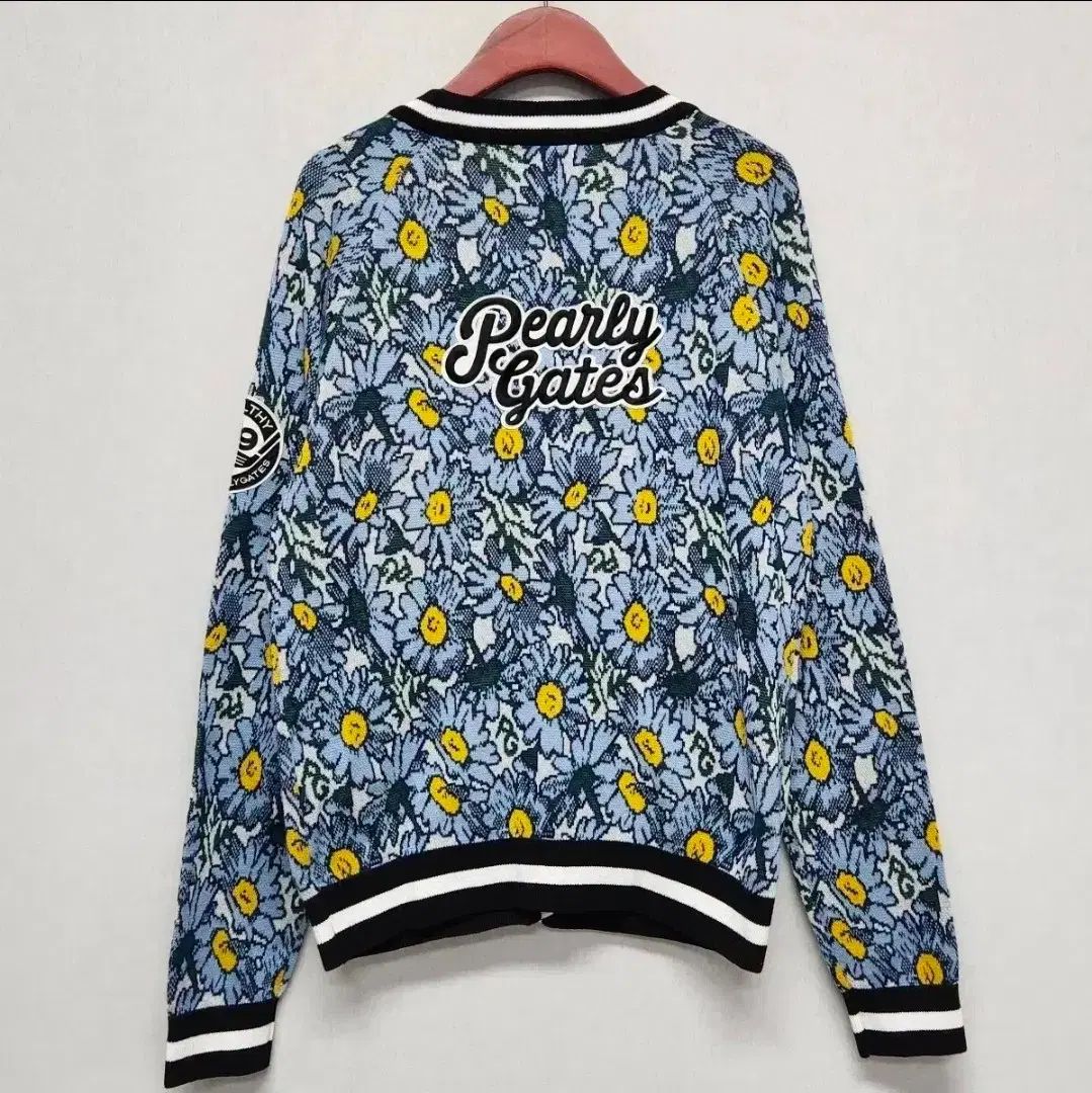 パーリーゲイツ　花柄カーディガン レディース　サイズ0 新品未使用 パーリーゲイツ 花柄カーディガン レディース サイズ0 新品未使用