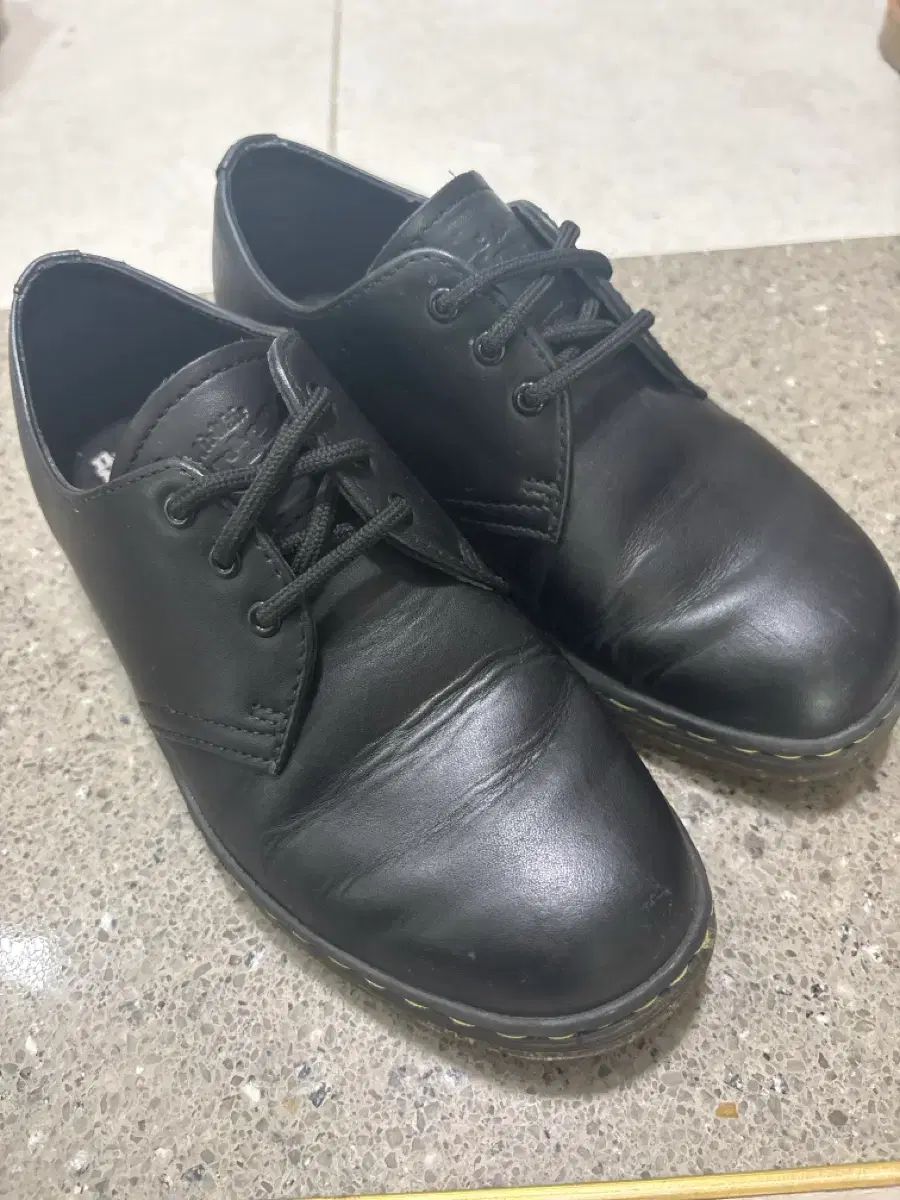 DR MARTENS ドクターマーチン ブラック uk 4