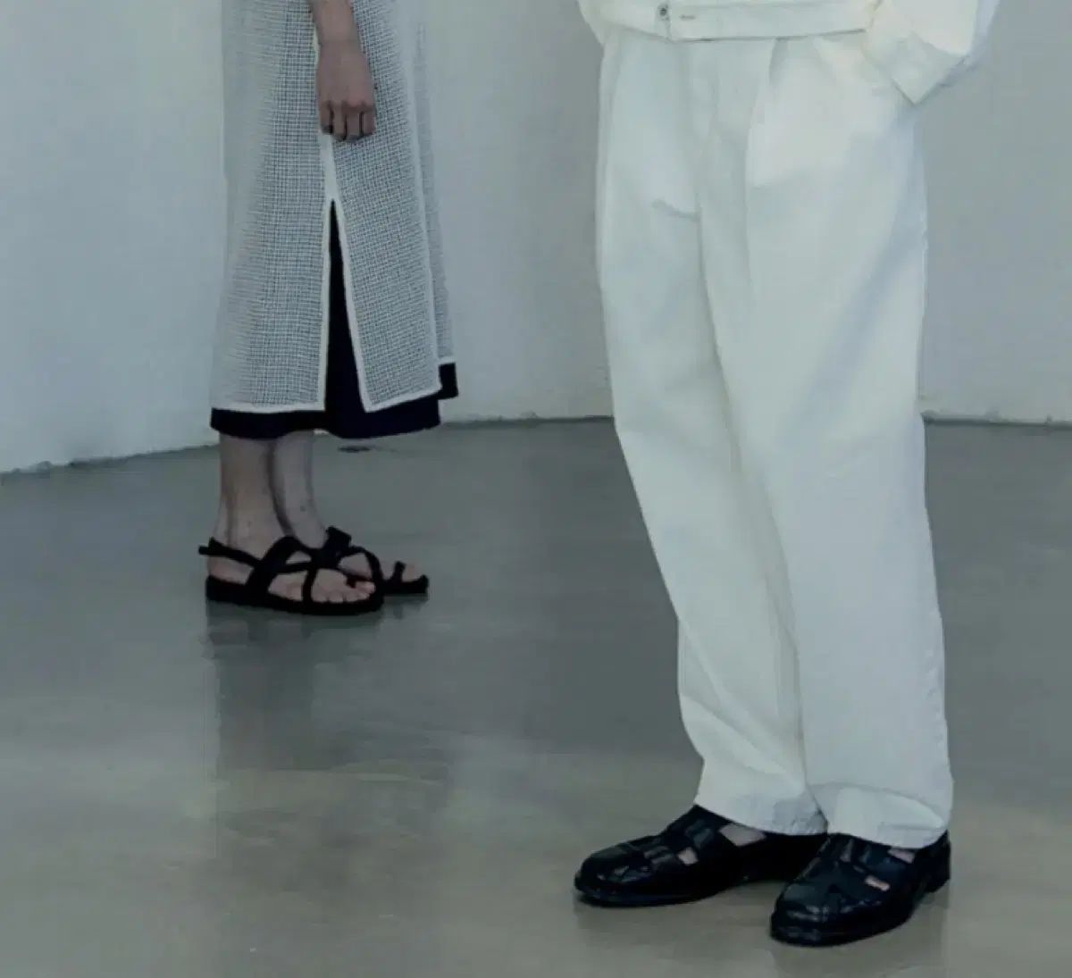 アテナ ブラック