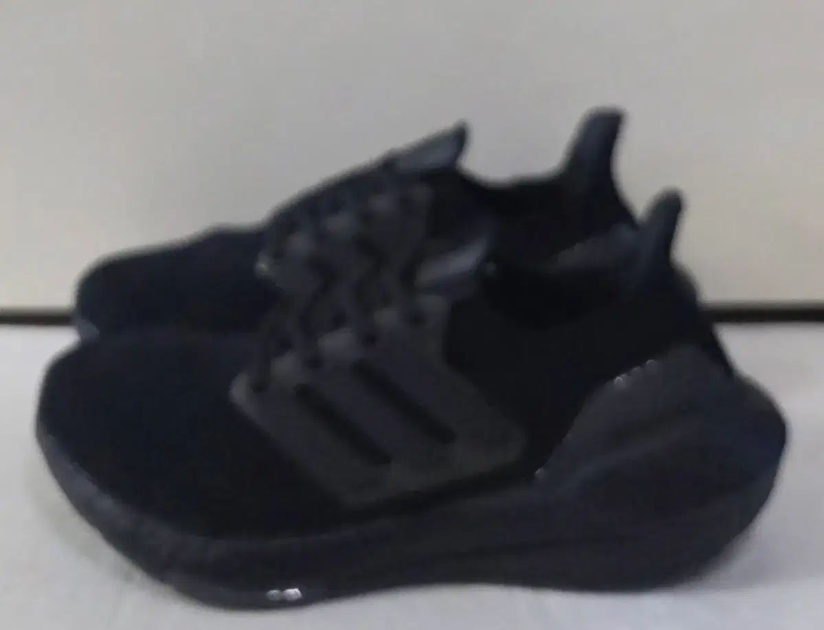 245 アディダス ウルトラブースト21 PK トリプルブラック プライムニット 廃盤 実物